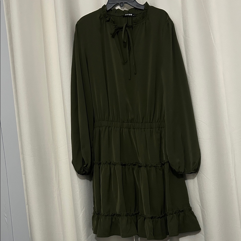 Chic Dark Green Long Sleeve Maxi Dress